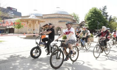 BİSİKLET TUTKUNLARI YENİŞEHİR'DE DOĞA VE ÇEVRE İÇİN PEDALLADI